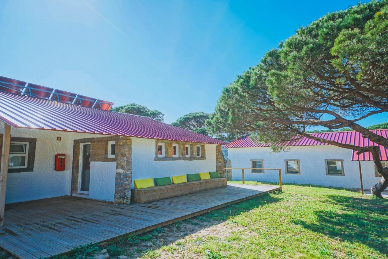 Oasis Backpackers Hostel Sintra Surf コラレス エクステリア 写真